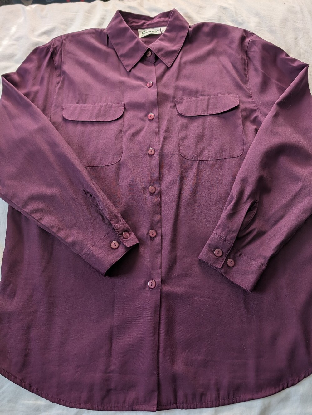 Joanna Ladies Button Up Blouse. Size Large. Long Sleeves. Purple Colored.